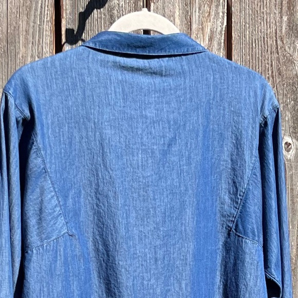 Dip blue button down top size small - Picture 17 of 17
